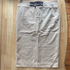 Elegant Beige Skirt with Buckle Detail